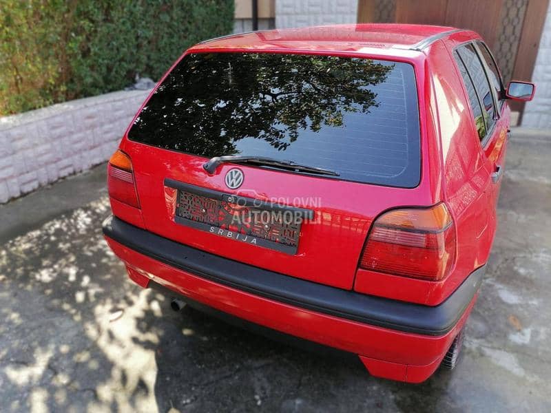 Volkswagen Golf 3 1.8