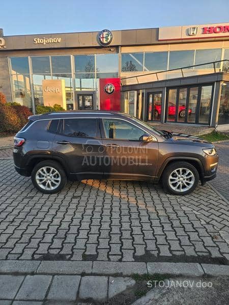 Jeep Compass 1.3 LIMITED