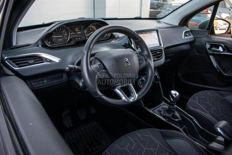 Peugeot 2008 1.2  Active M/T