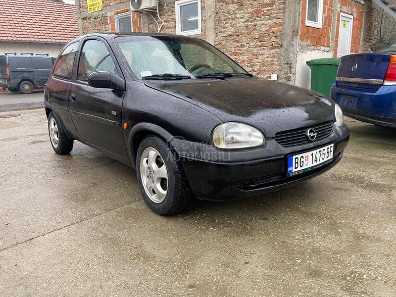 Opel Corsa B 