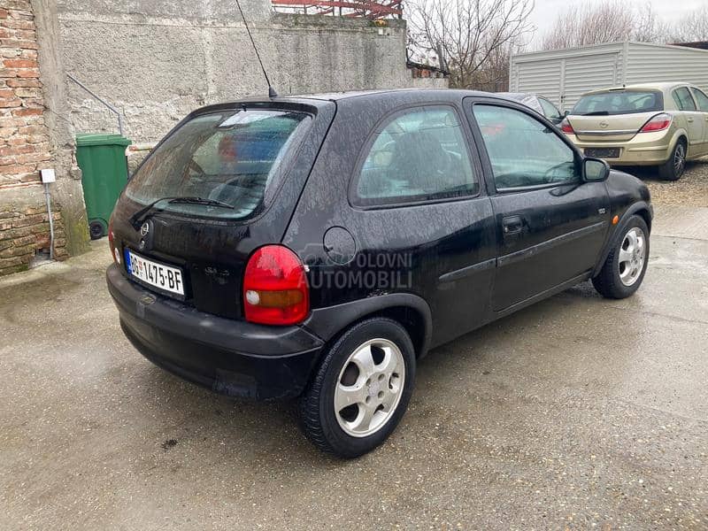 Opel Corsa B 