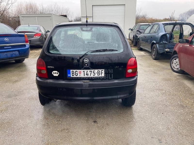 Opel Corsa B 