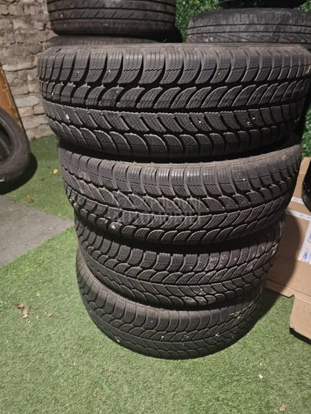 Sava 185/60 R15 Zimska