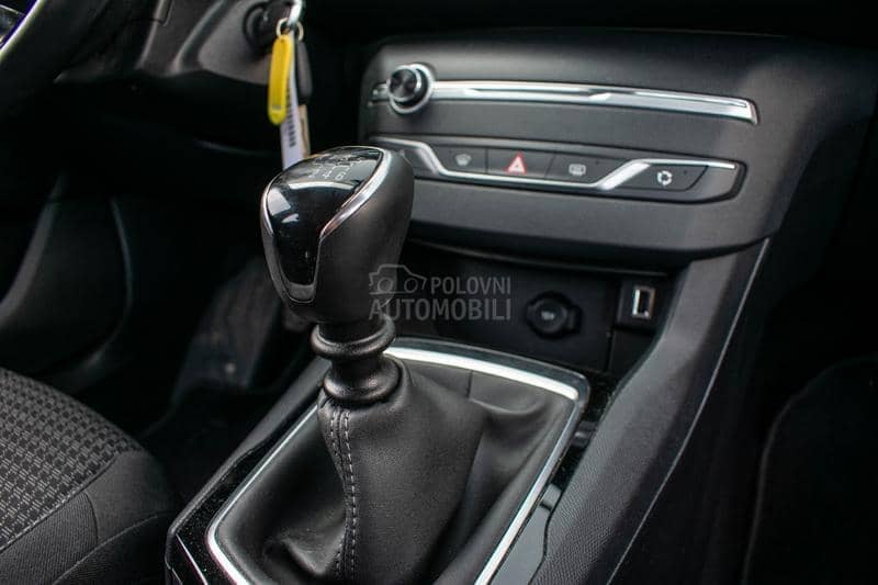 Peugeot 308 1.5 HDI Active M/T