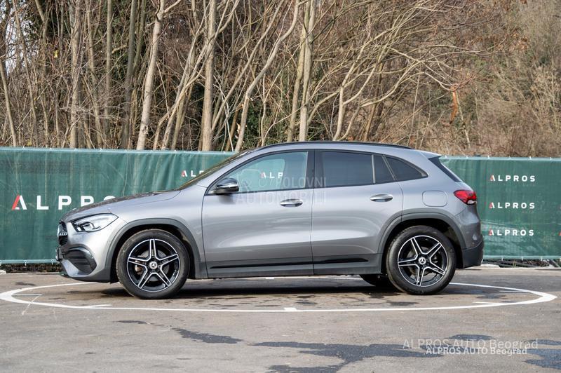 Mercedes Benz GLA 180 