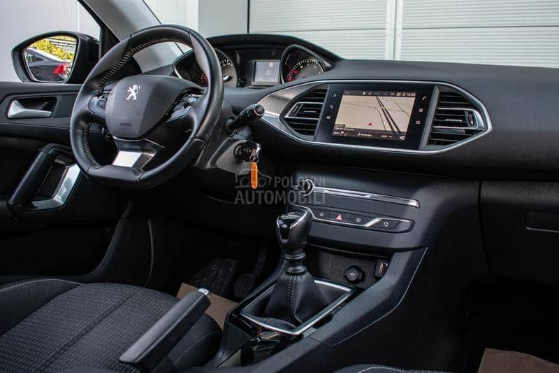 Peugeot 308 1.2  Active M/T