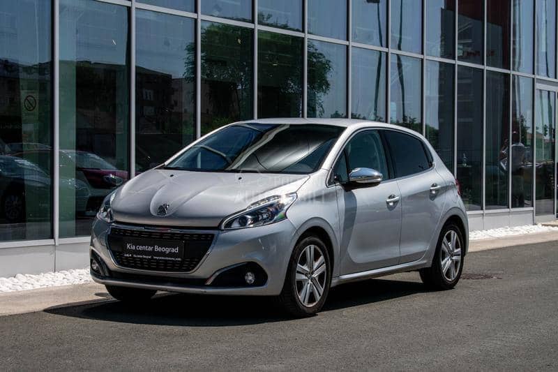 Peugeot 208 1.2 Allure M/T