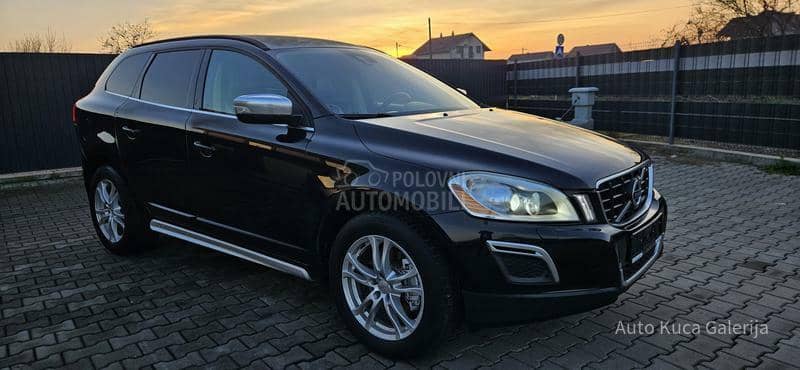 Volvo XC60 2.0 R-DESIGN