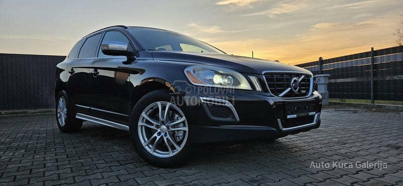 Volvo XC60 2.0 R-DESIGN