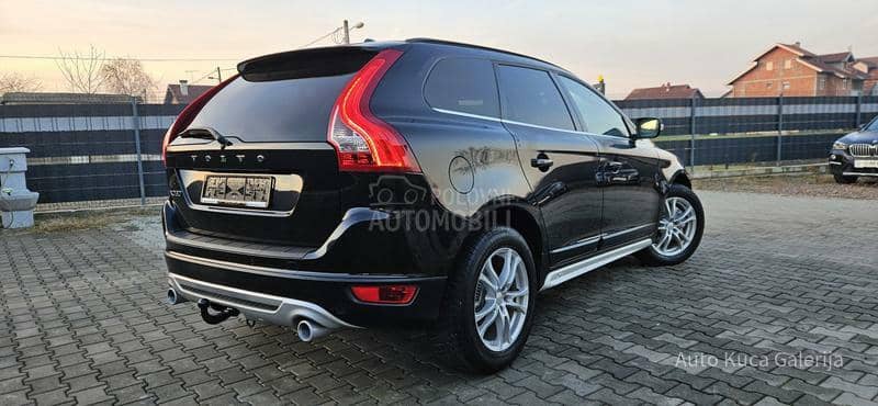 Volvo XC60 2.0 R-DESIGN