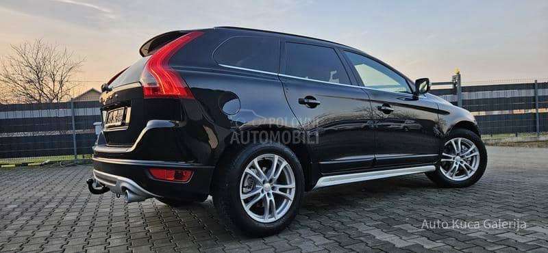 Volvo XC60 2.0 R-DESIGN