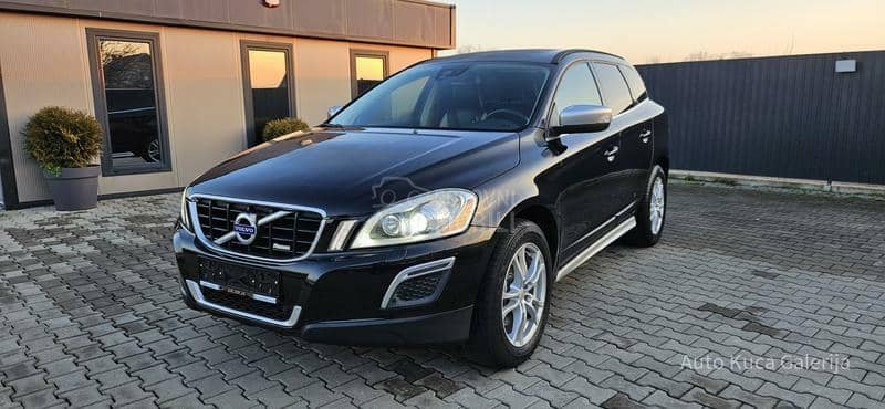 Volvo XC60 2.0 R-DESIGN