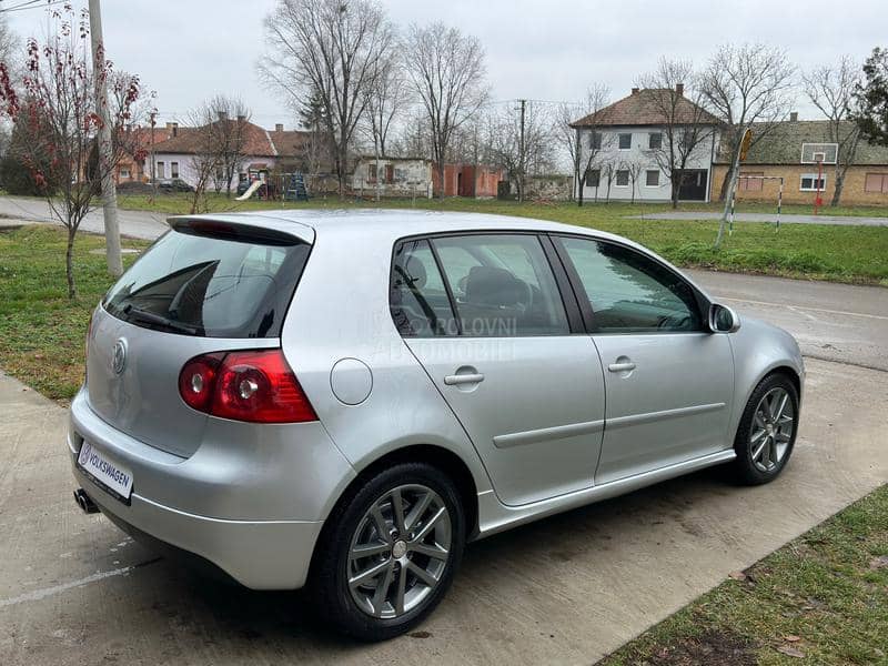 Volkswagen Golf 5 1.9