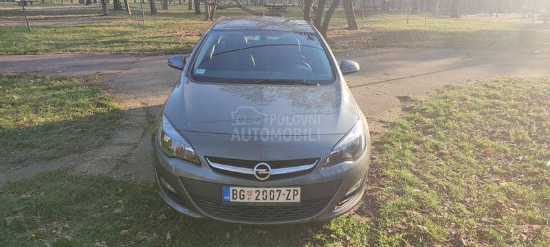 Opel Astra J 