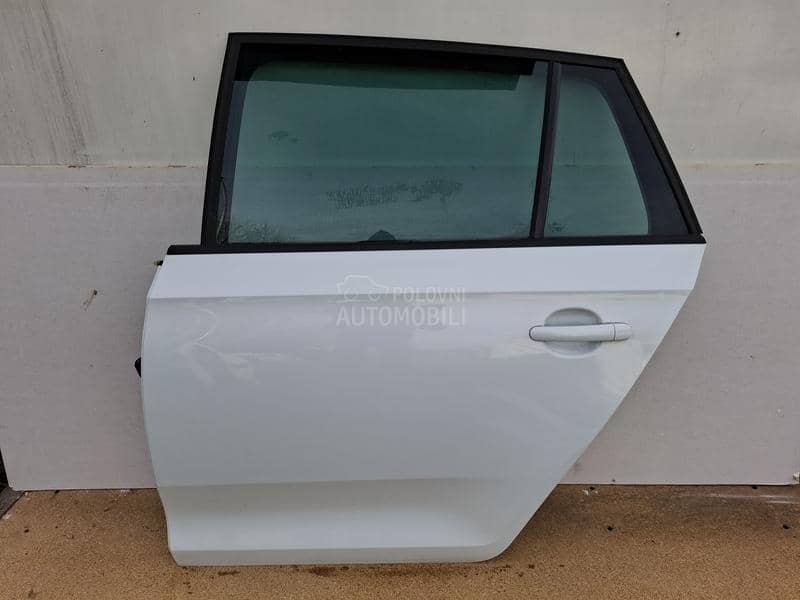 Zadnja leva vrata spacebak