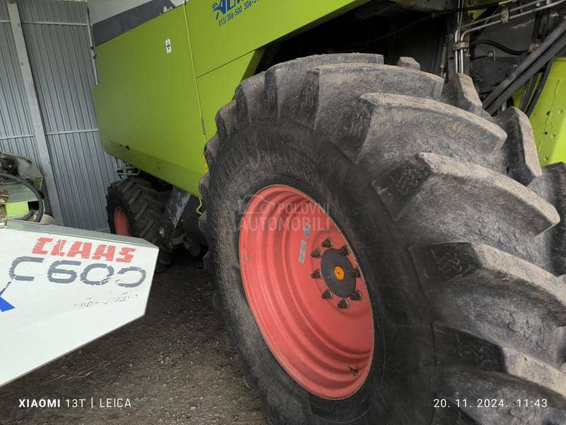 Claas Mega 370