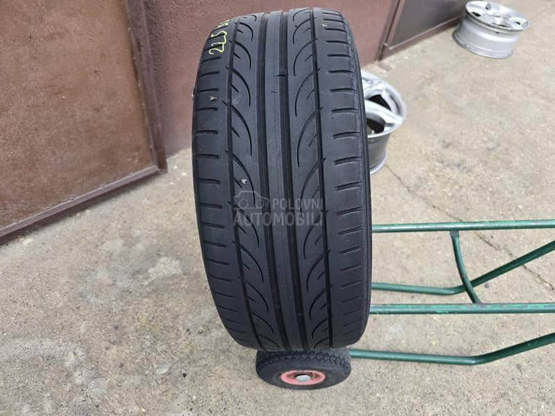 Hankook 225/50 R17 Letnja
