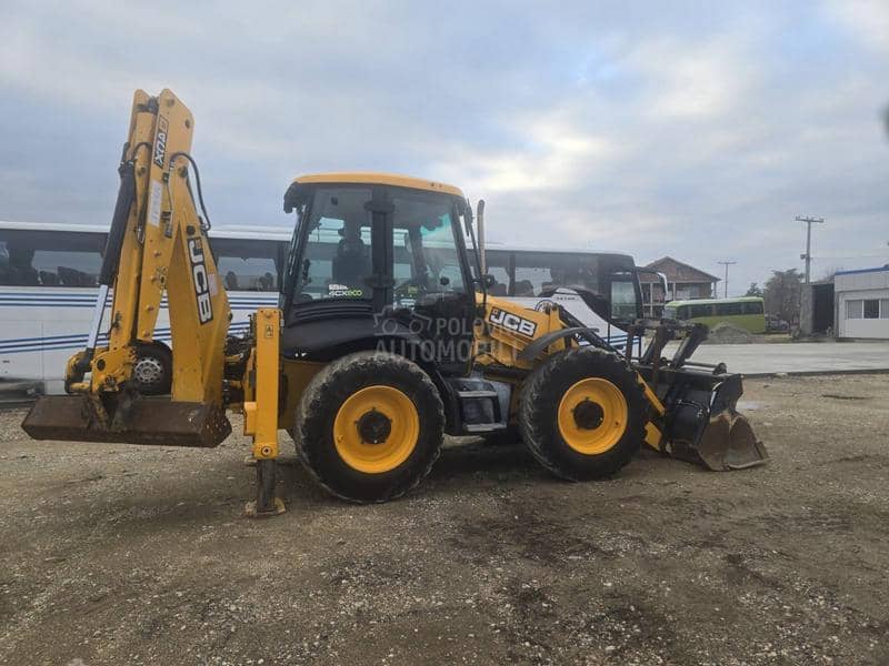 JCB 4CX