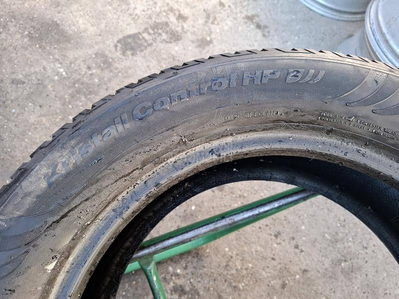 Fulda 215/60 R16 Zimska