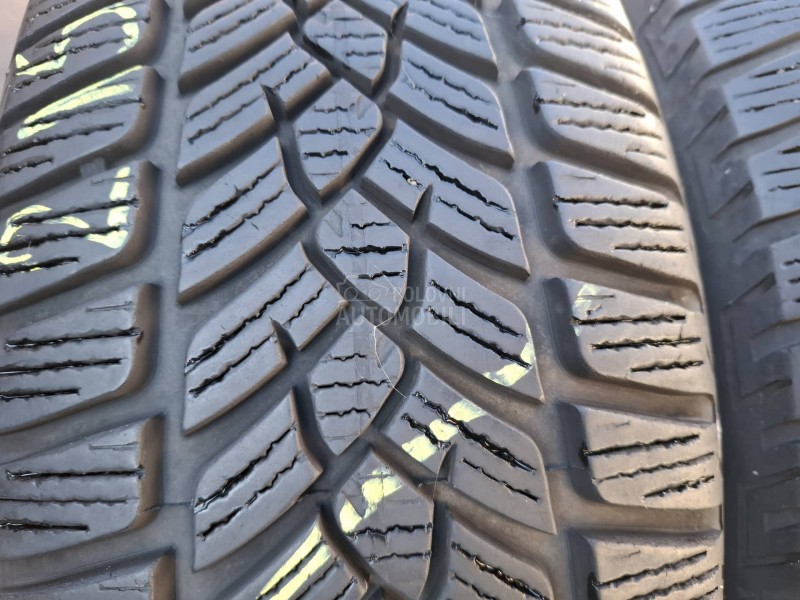 Fulda 215/60 R16 Zimska