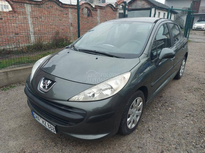 Peugeot 207 1.4b  org pežo 5vr