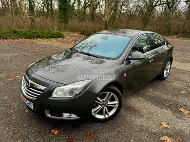 Opel Insignia 2.0 CDTi/FUULL/4x4