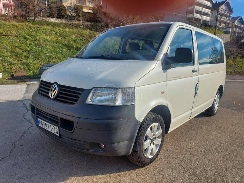 Volkswagen Transporter T5 1.9 TDI