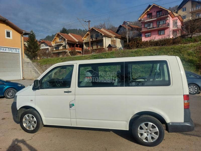 Volkswagen Transporter T5 1.9 TDI