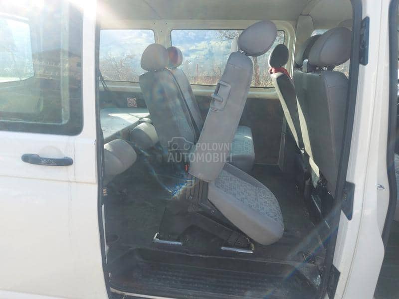 Volkswagen Transporter T5 1.9 TDI