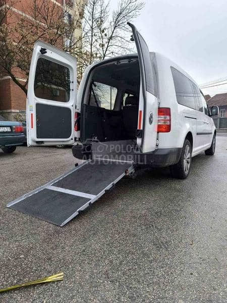 Volkswagen Caddy Maxi Invalid