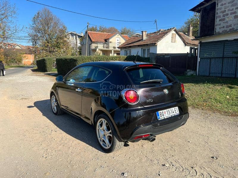 Alfa Romeo MiTo auto