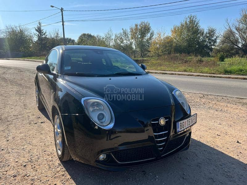 Alfa Romeo MiTo auto