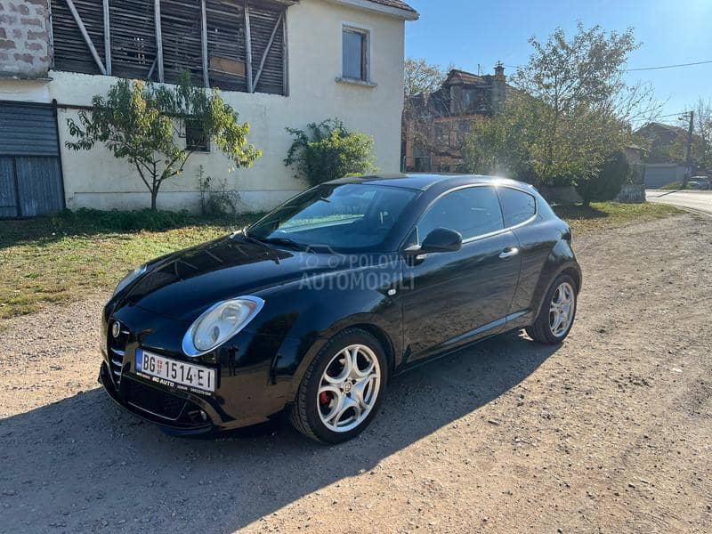 Alfa Romeo MiTo auto