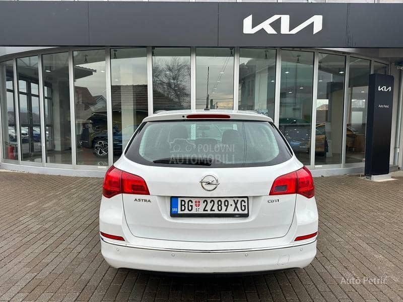 Opel Astra J 1.6 CDTI