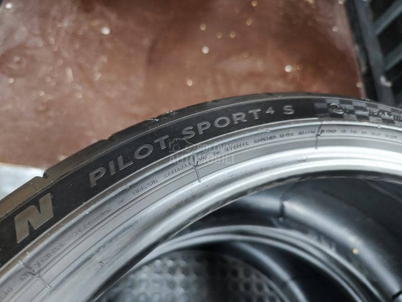 Michelin 265/30 R20 Letnja