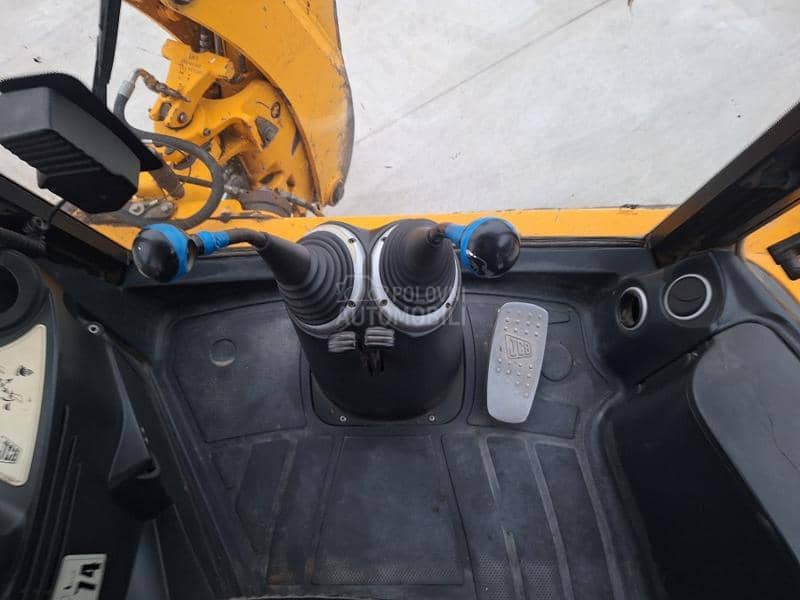 JCB 4 CX SITEMASTER