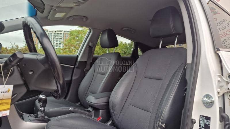 Hyundai i30 KREDlTl BEZ UCESCA