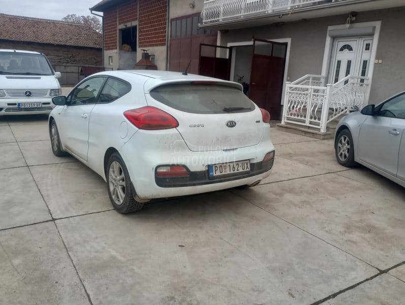 Kia pro_cee`d 