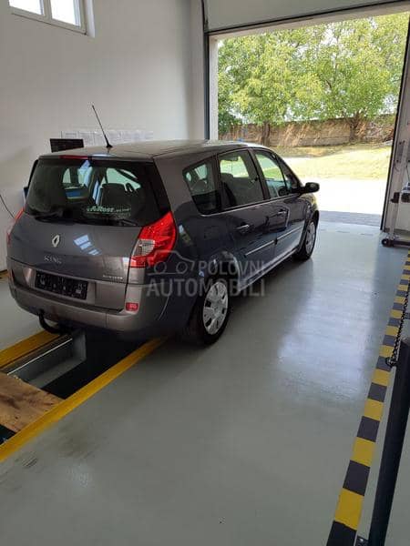 Renault Grand Scenic megane