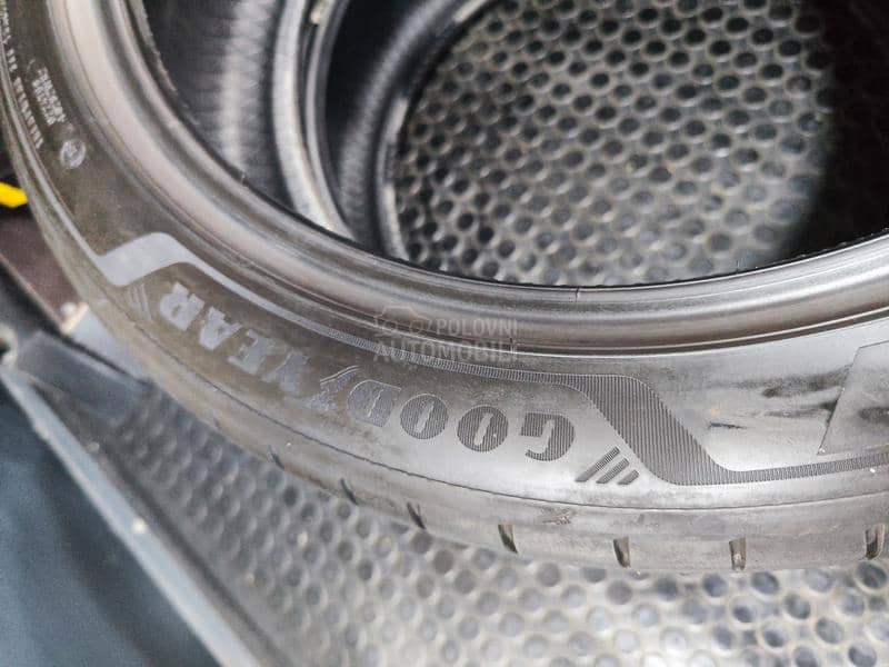 Goodyear 225/45 R19 Letnja