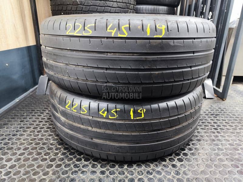 Goodyear 225/45 R19 Letnja