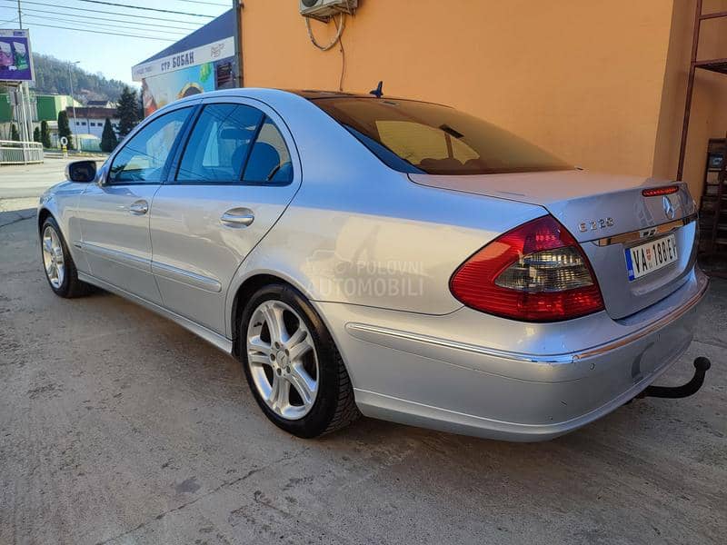 Mercedes Benz E 220 2.2 Cdi