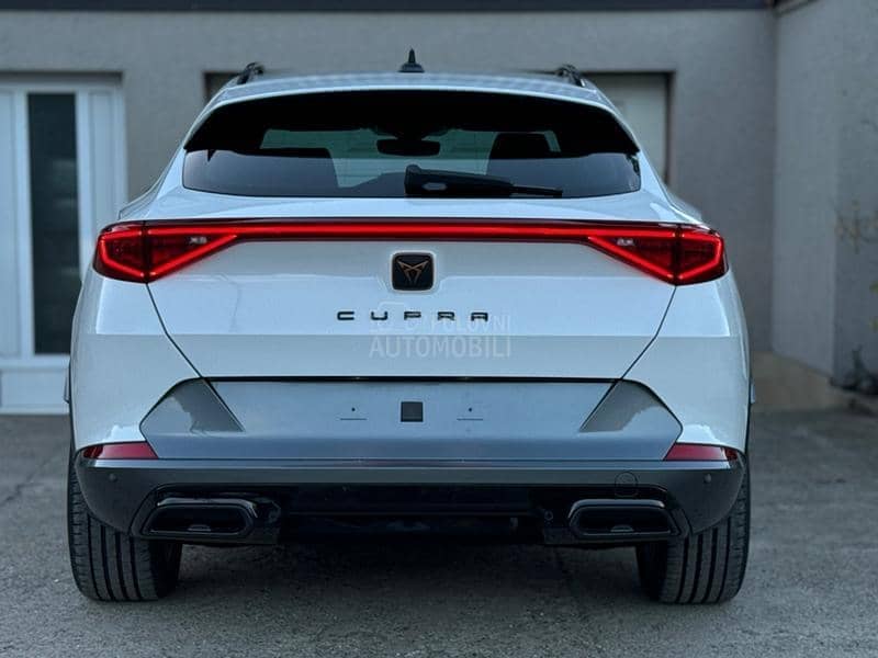 Cupra Formentor E-Hybrid/Black/ACC