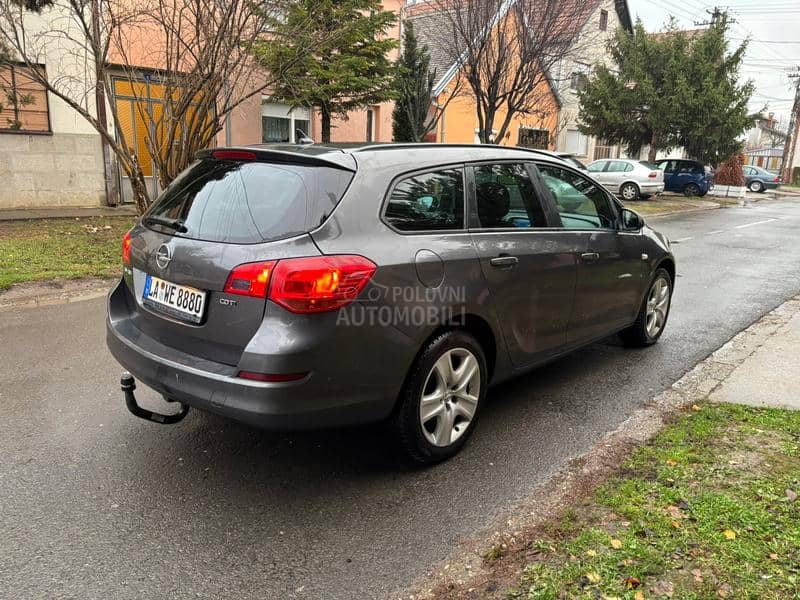 Opel Astra J 1.7 CDTI