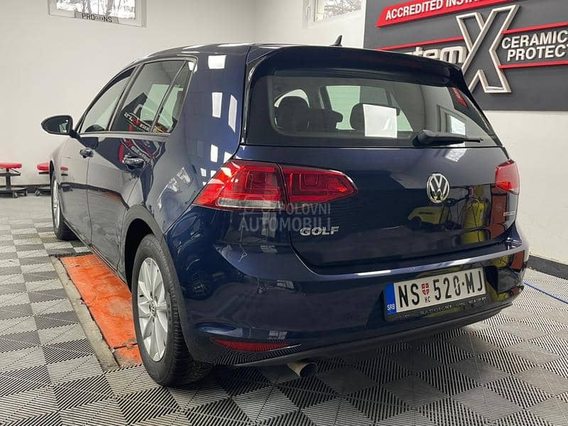 Volkswagen Golf 7 1.6TDI Bluemotion