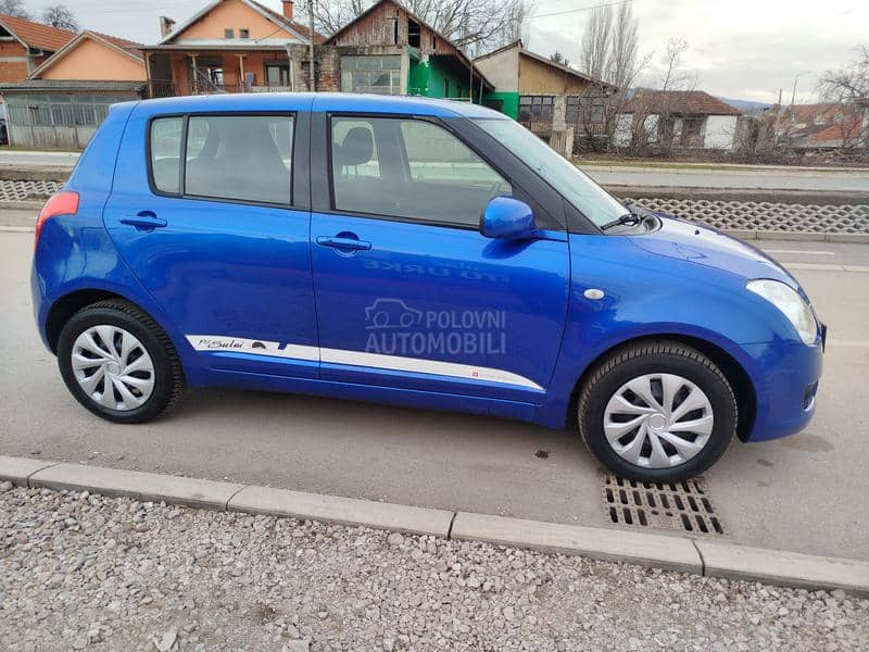 Suzuki Swift 1.3i  u.v.oz  C H