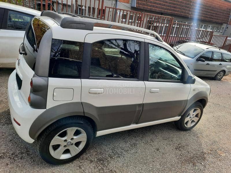 Fiat Panda CROSS 4x4  1,3 Mjet