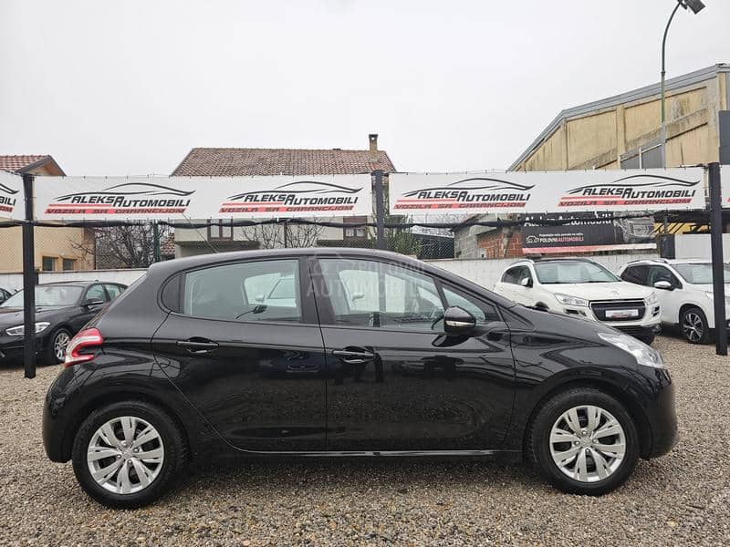 Peugeot 208 1.2/CH/103.000 K.M