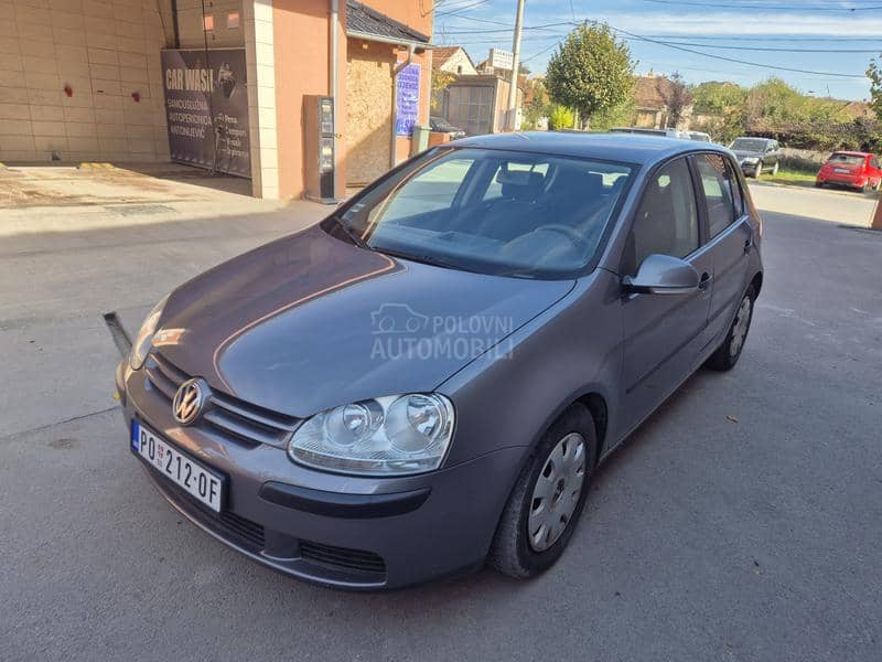 Volkswagen Golf 5 1.6 Aut