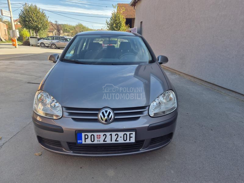 Volkswagen Golf 5 1.6 Aut